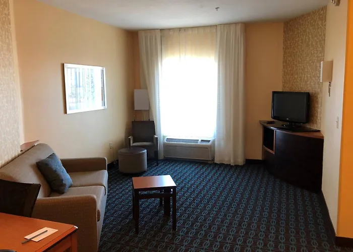 Top Oklahoma City Airport Hotels with Shuttle